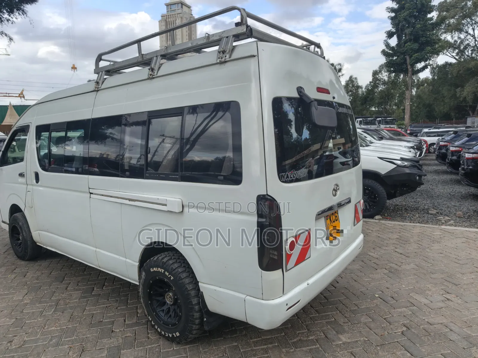 Toyota HiAce 2008 White