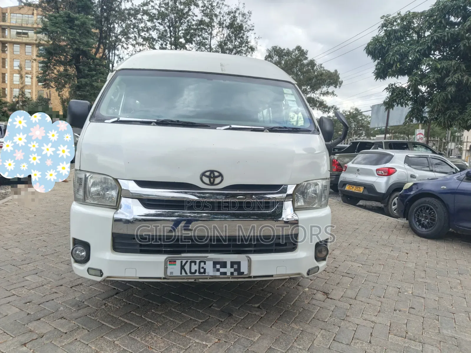 Toyota HiAce 2008 White