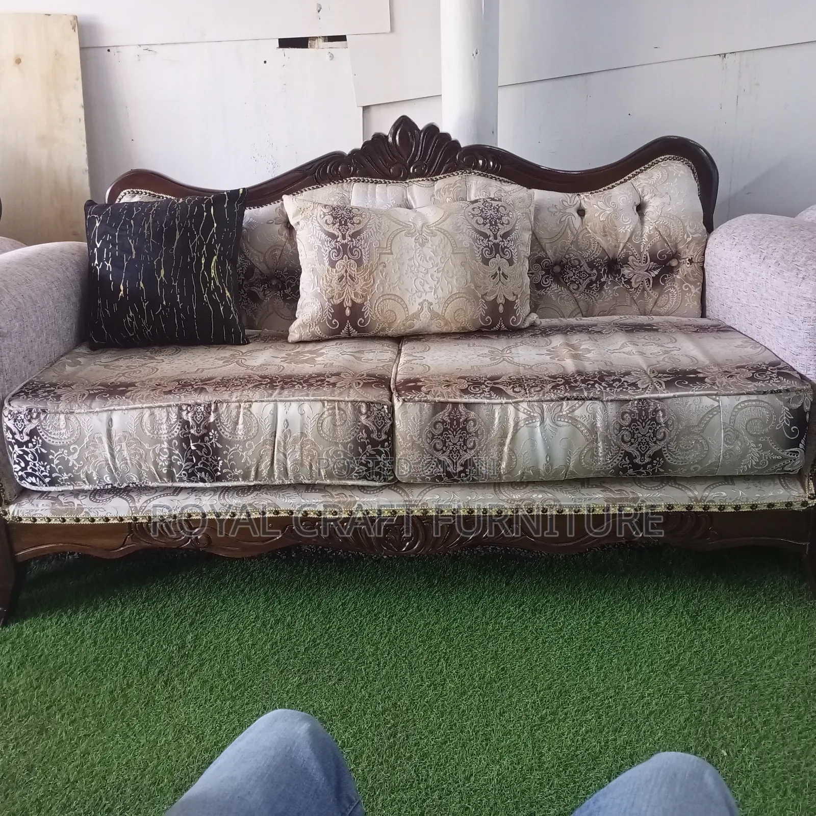 Antique Royal 7-Seater Chesterfield Sofa Set
