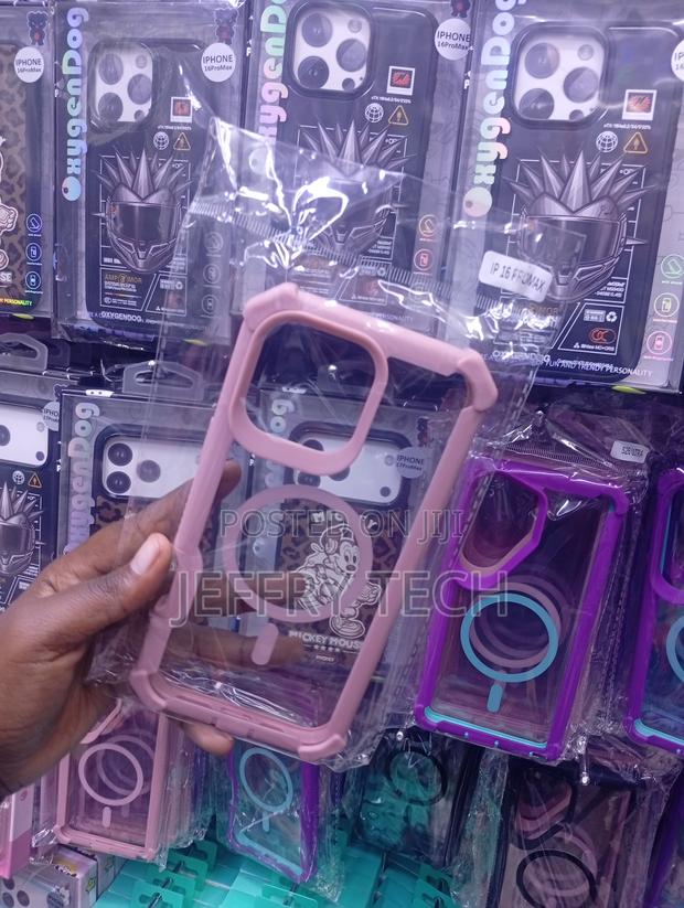iPhone 16 Pro Maxstylish Mickey Mouse Graphic and a Pink Frame Case - thumbnail 2