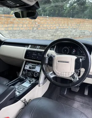 Land Rover Range Rover Vogue 2018 Black