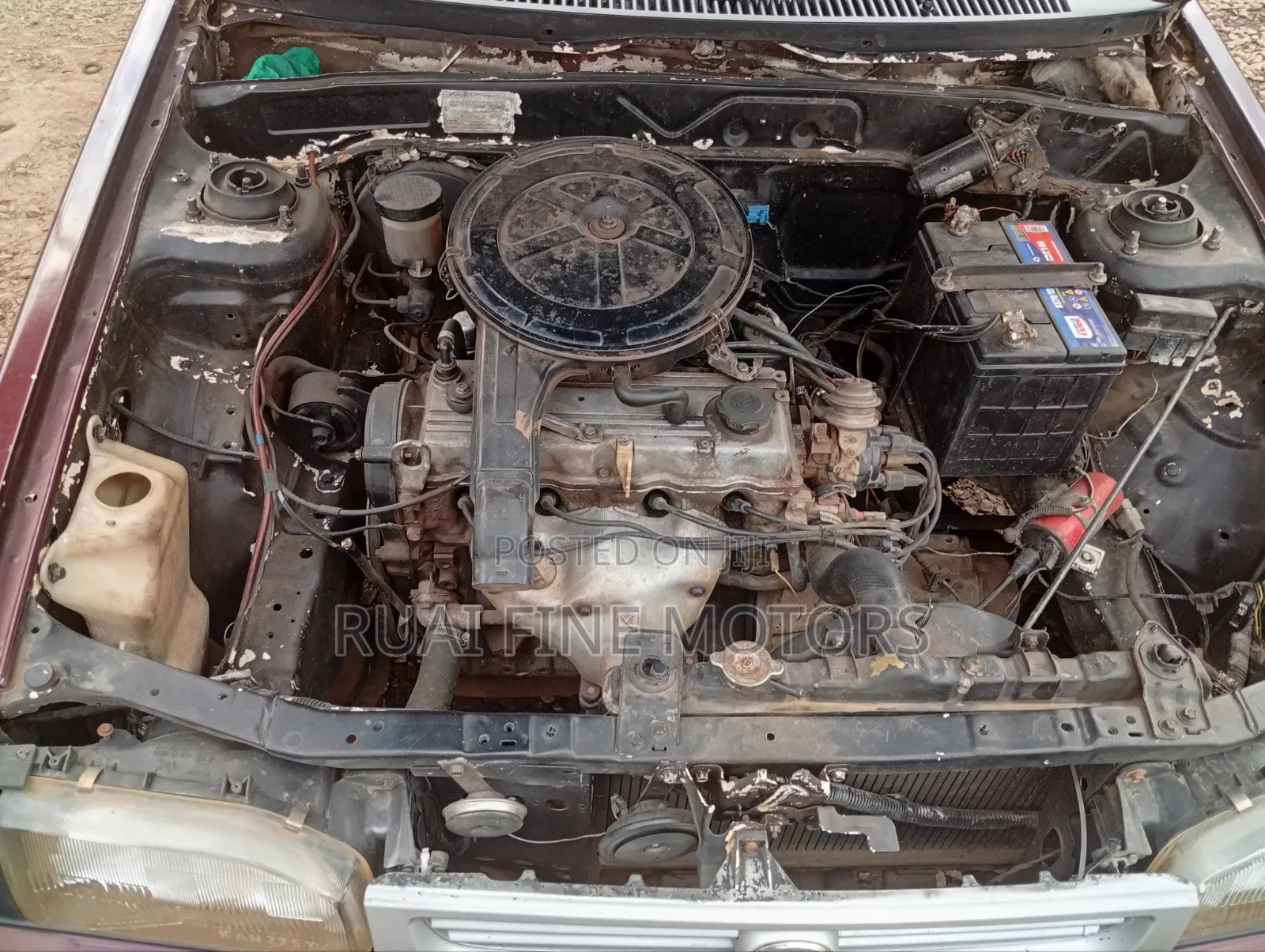 Mazda 323 1996 Maroon