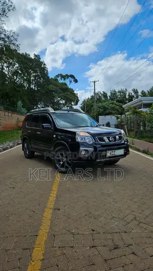 Nissan X-Trail 2.0 Petrol AWD 2013 Black