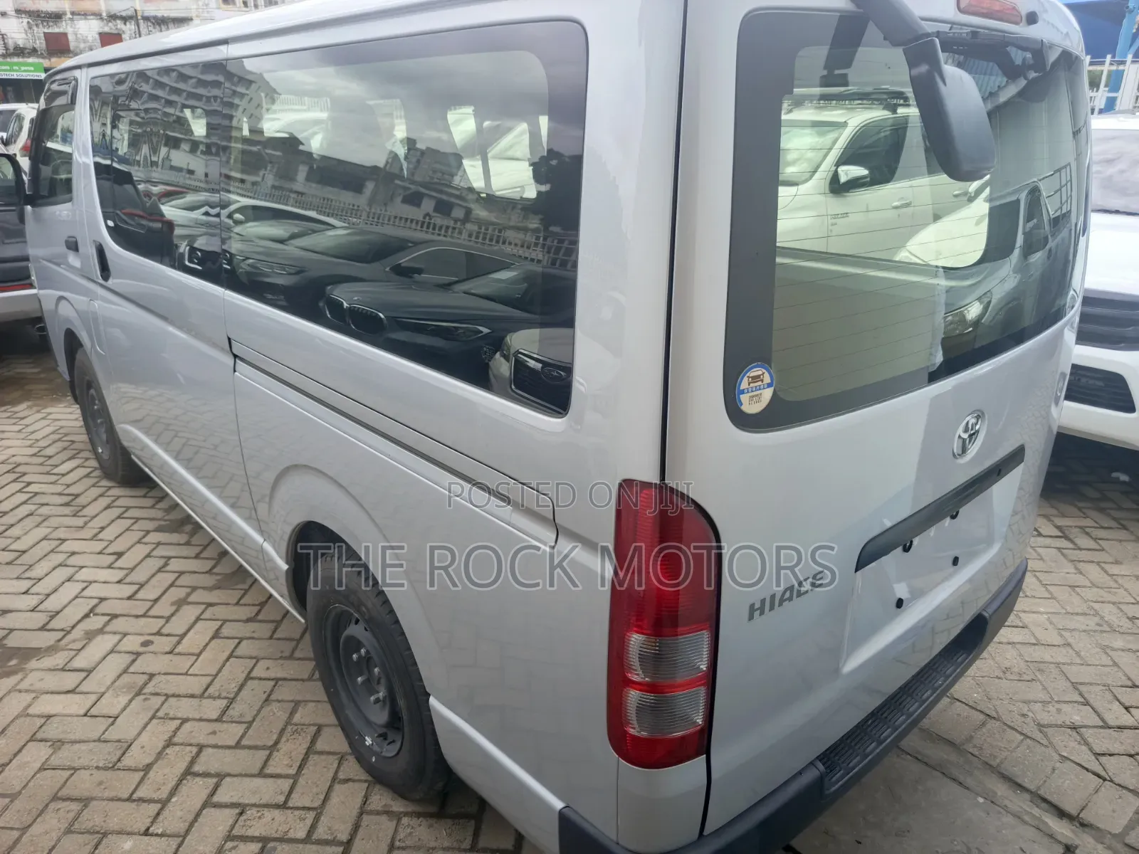 Toyota HiAce 2019 Silver