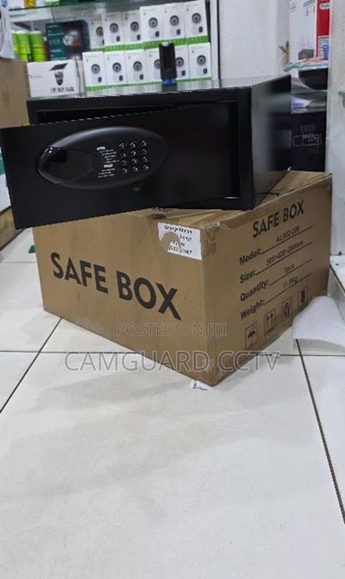 11kg Password Safe Box – Secure Lock Box For Cash And Documents