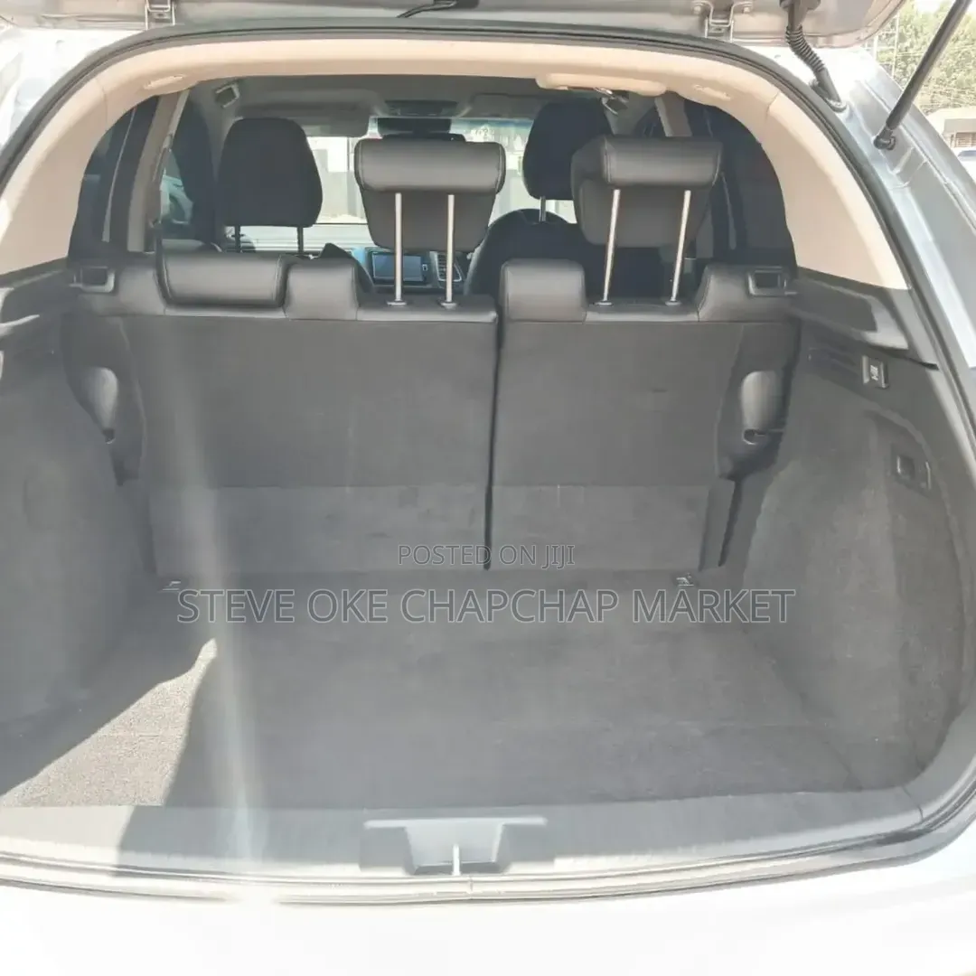 Honda Vezel 2018 Silver