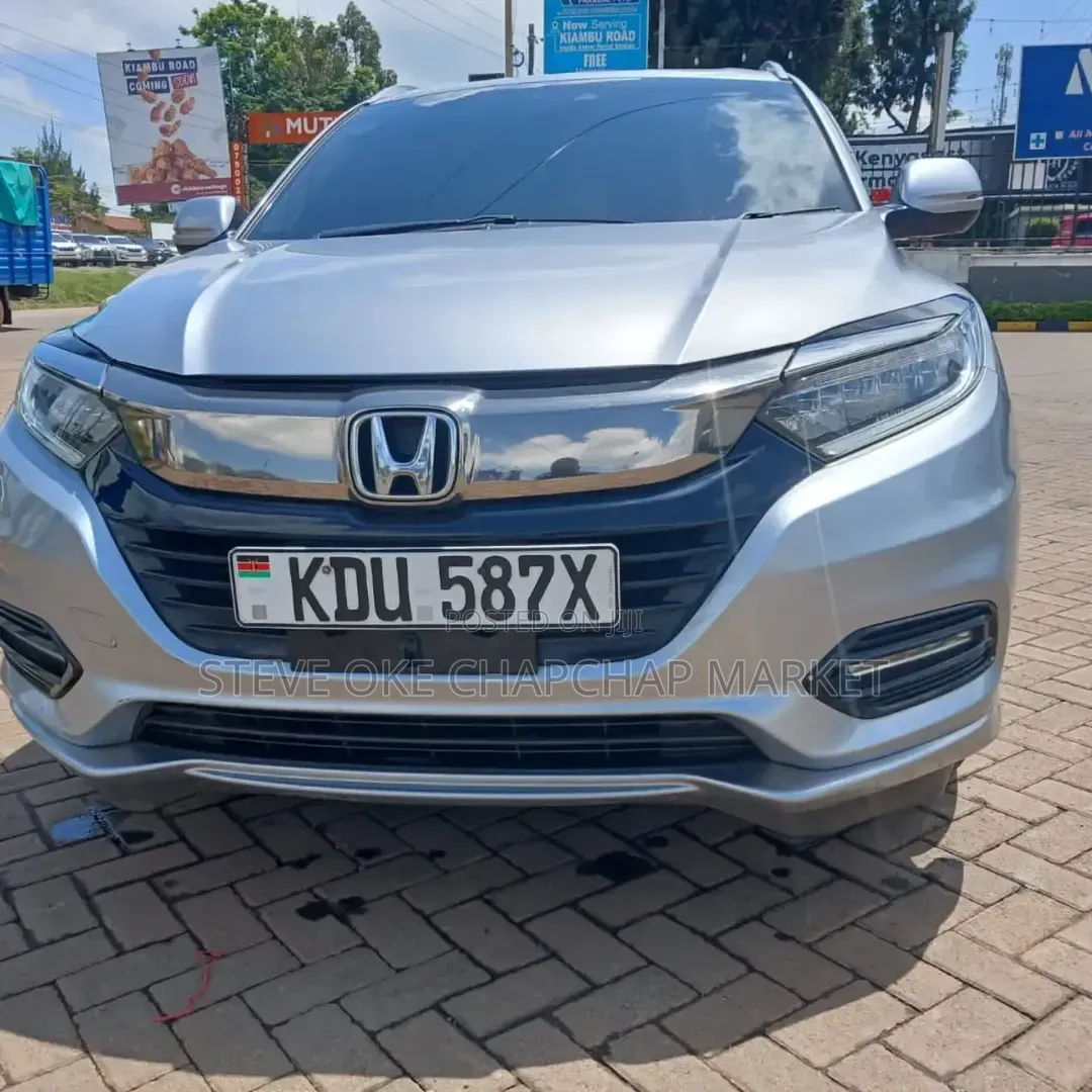 Honda Vezel 2018 Silver