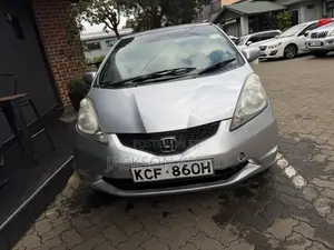 Honda Fit Automatic 2008 Silver