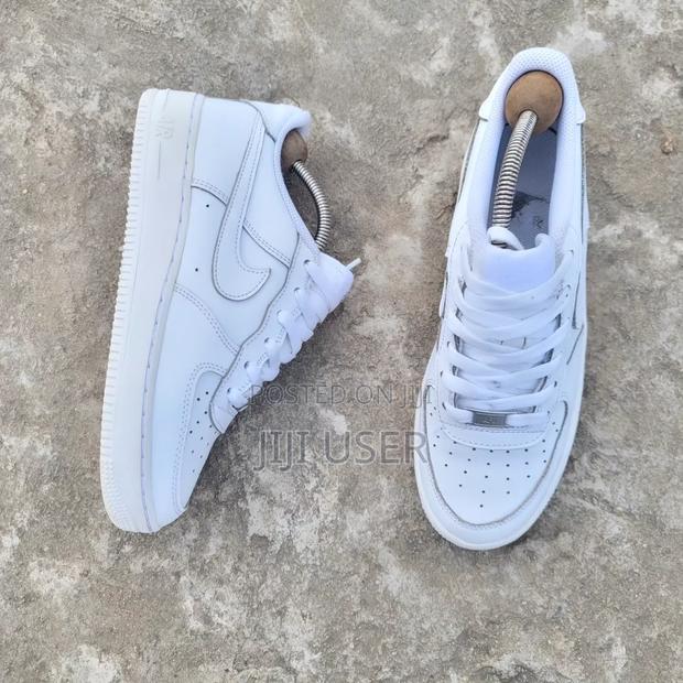 Mtumba Airforce Size 7/40 KSH 3000 - thumbnail 4