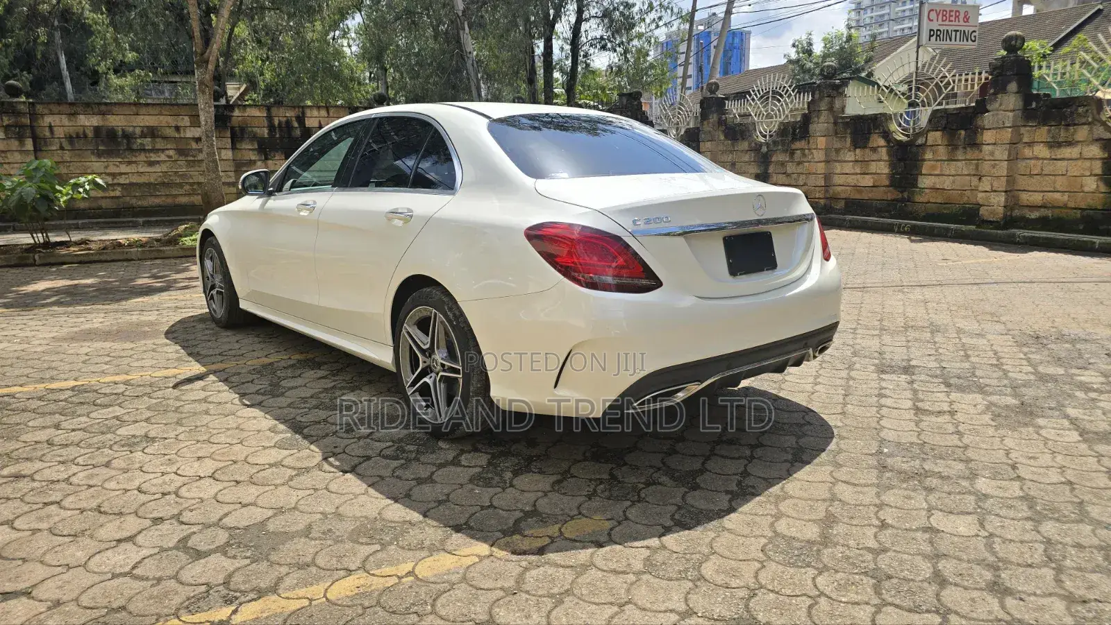 Mercedes-Benz C200 2019 White