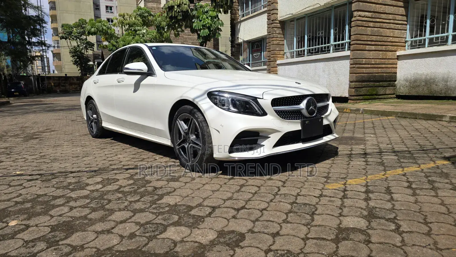 Mercedes-Benz C200 2019 White