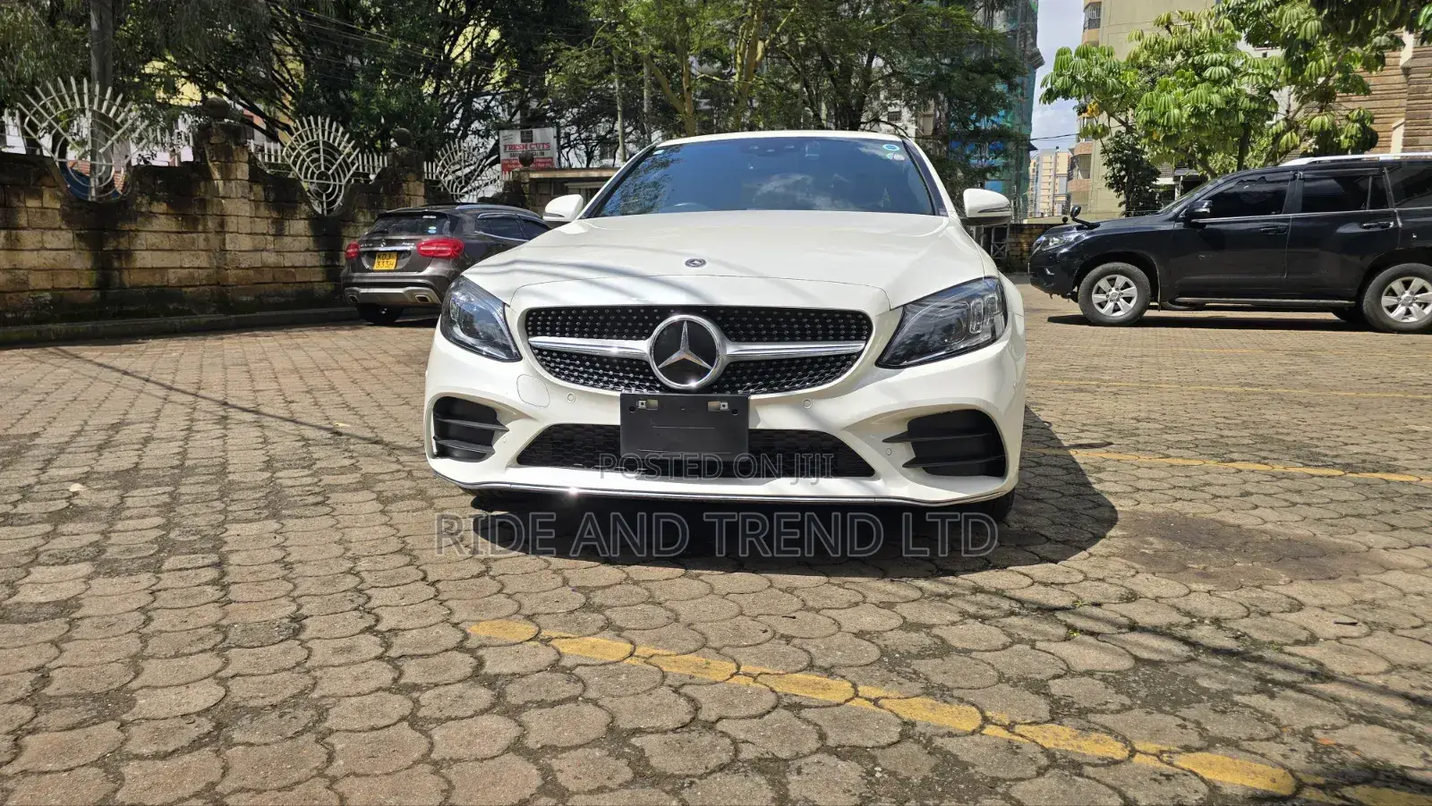 Mercedes-Benz C200 2019 White
