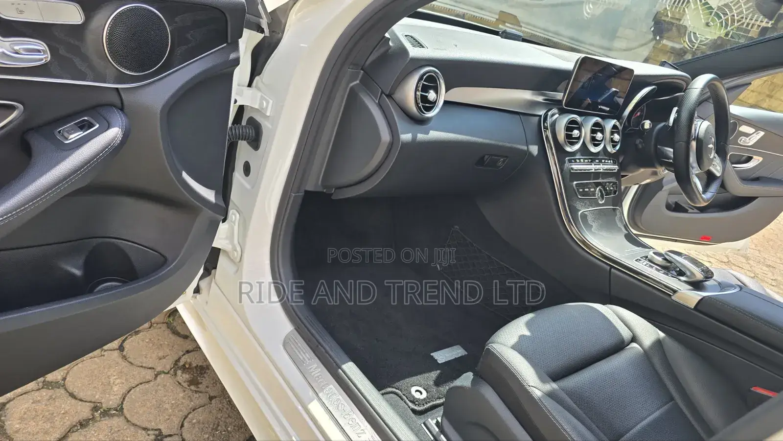 Mercedes-Benz C200 2019 White
