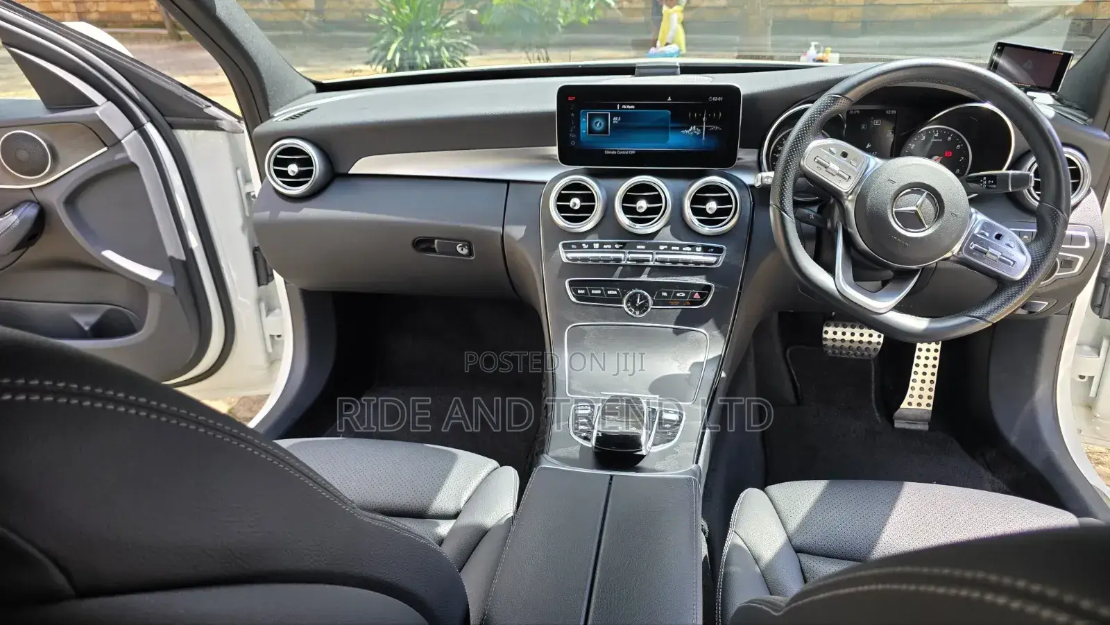 Mercedes-Benz C200 2019 White