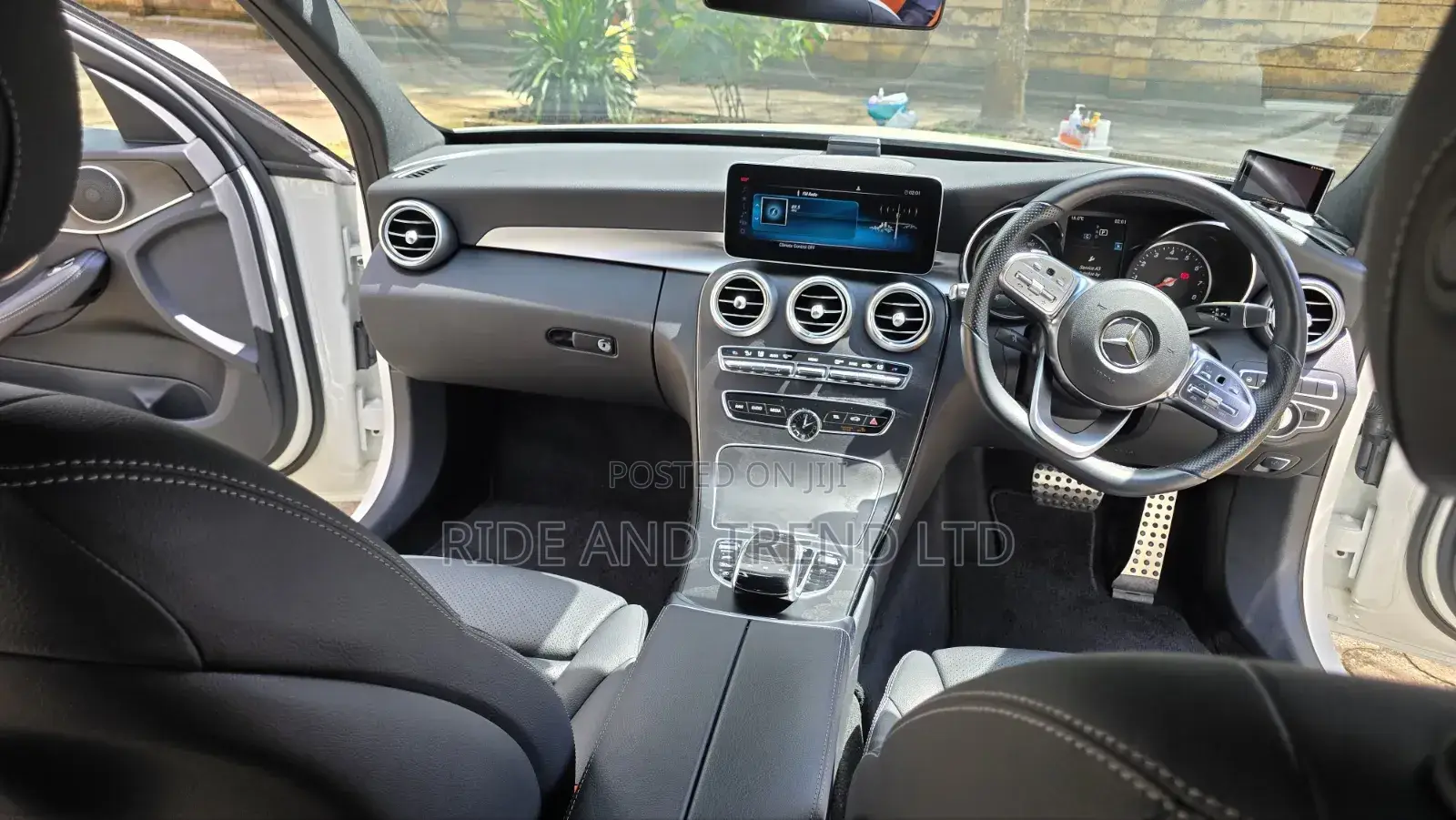 Mercedes-Benz C200 2019 White