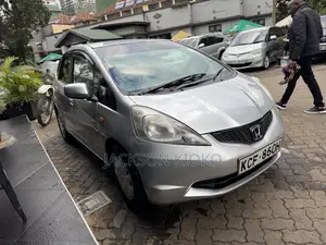 Honda Fit Automatic 2008 Silver