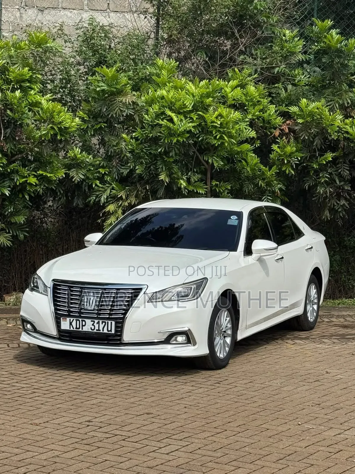 Toyota Crown 2017 Pearl