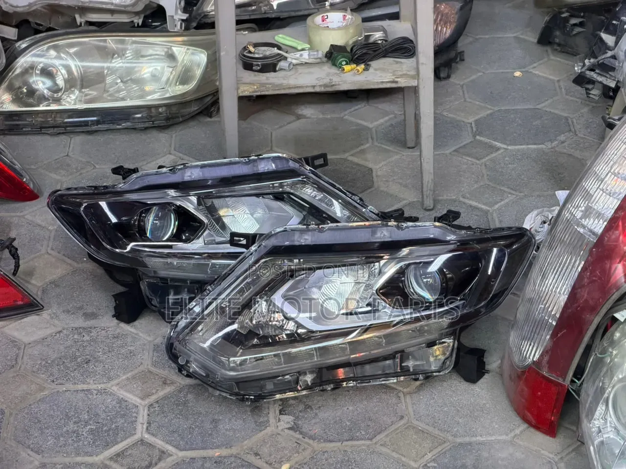 X-Rail 2018 Headlights