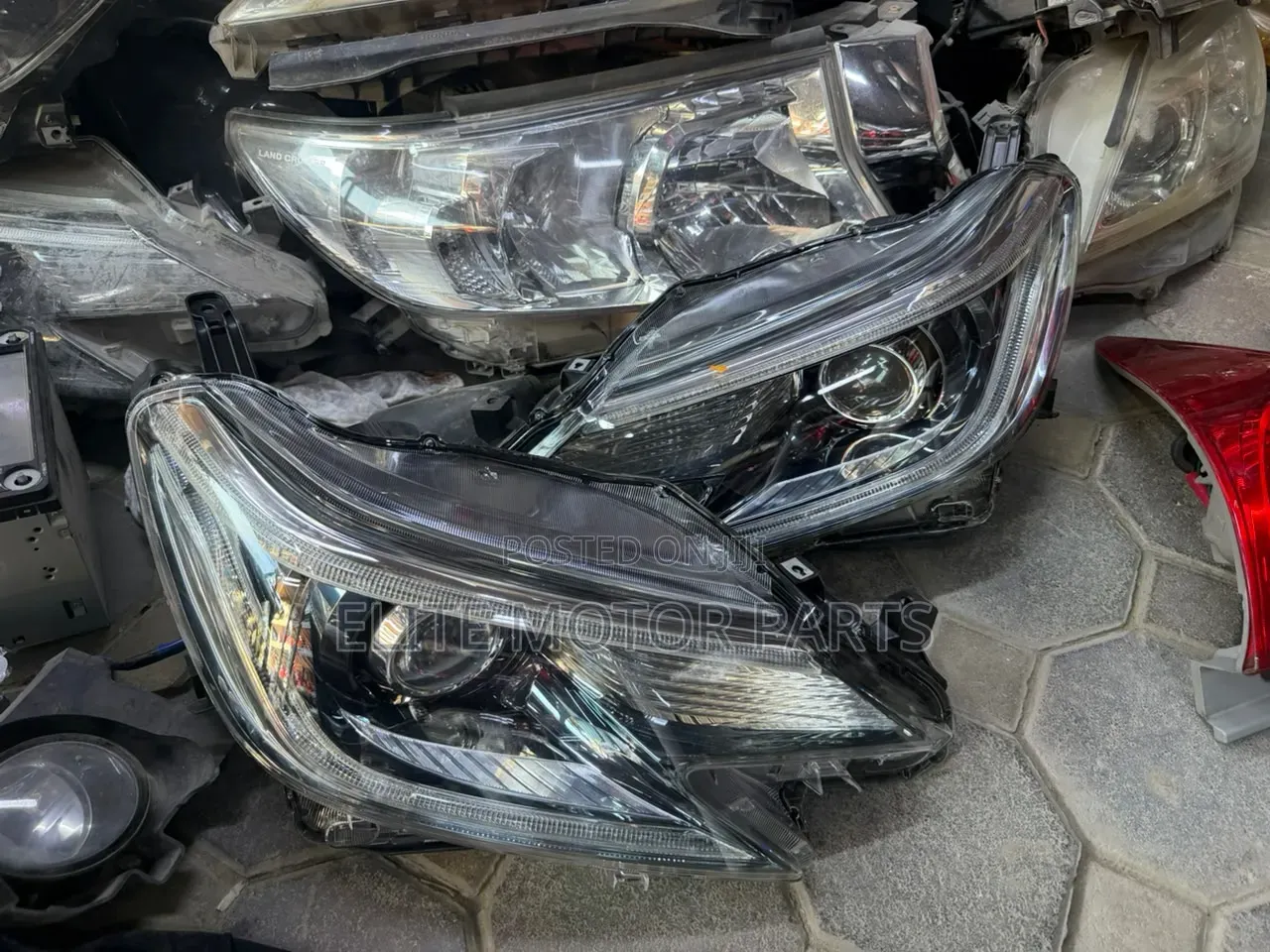 Toyota Mark X 2015 Headlights