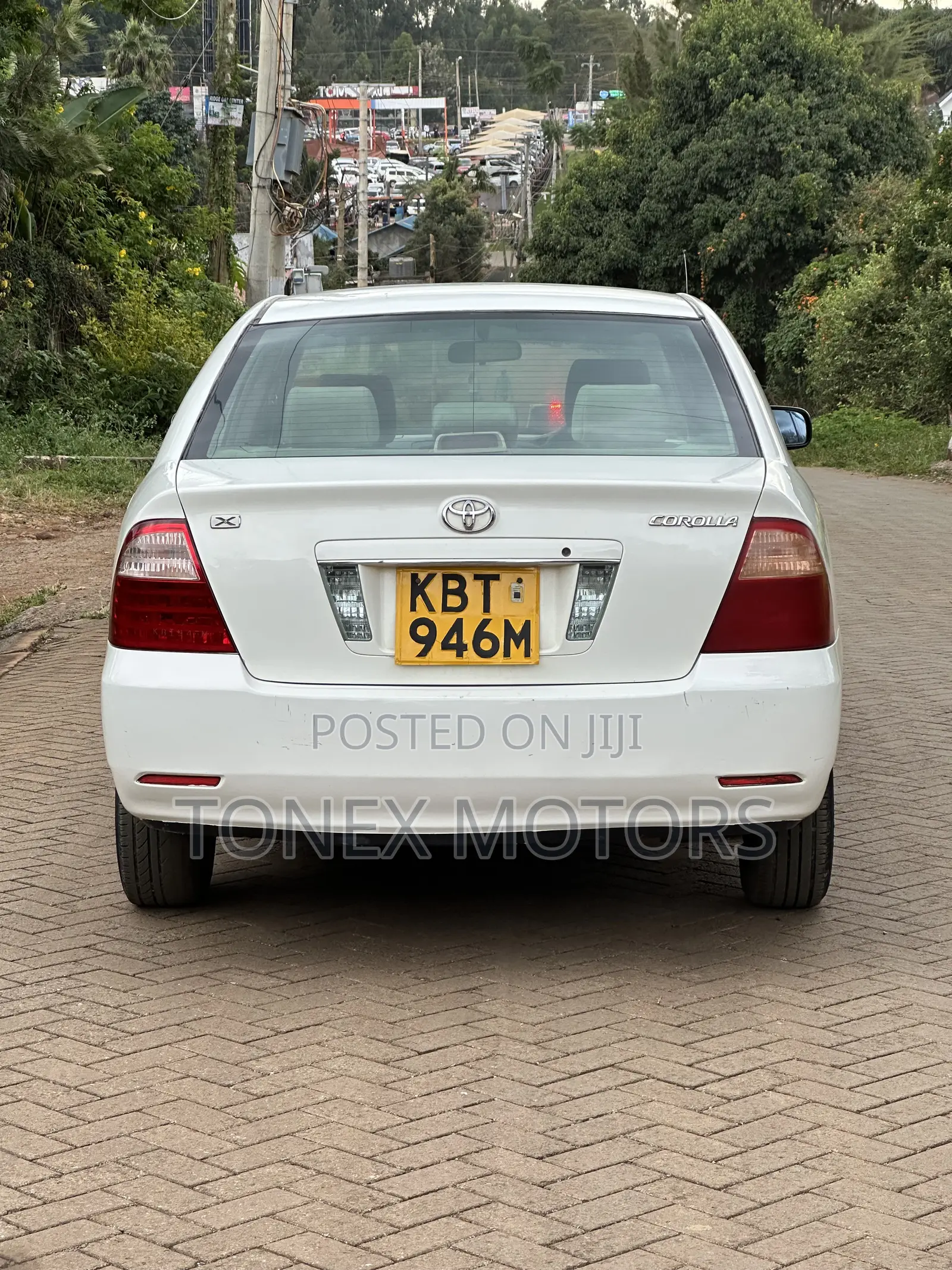 Toyota Corolla Sedan Automatic 2005 White