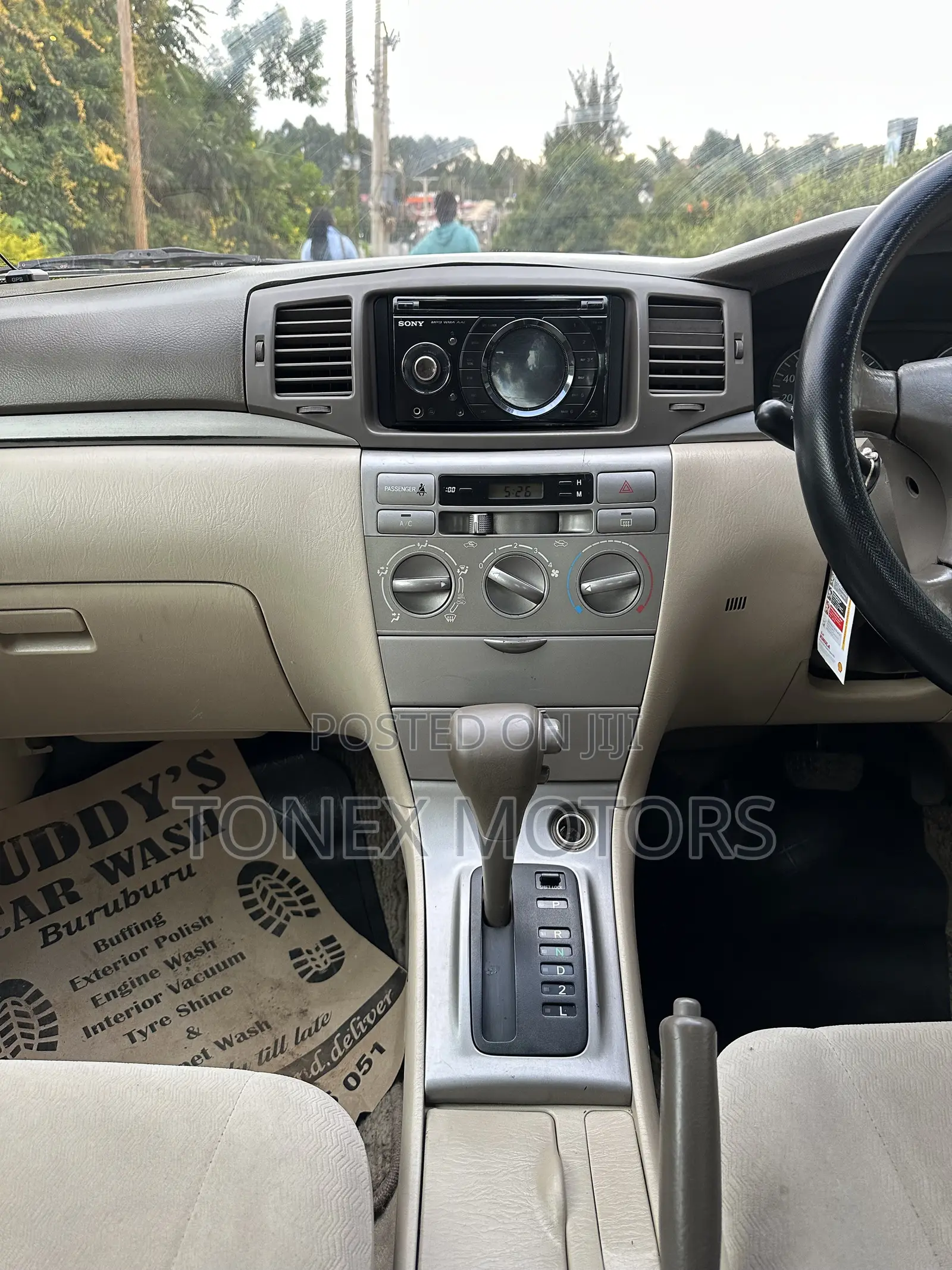 Toyota Corolla Sedan Automatic 2005 White