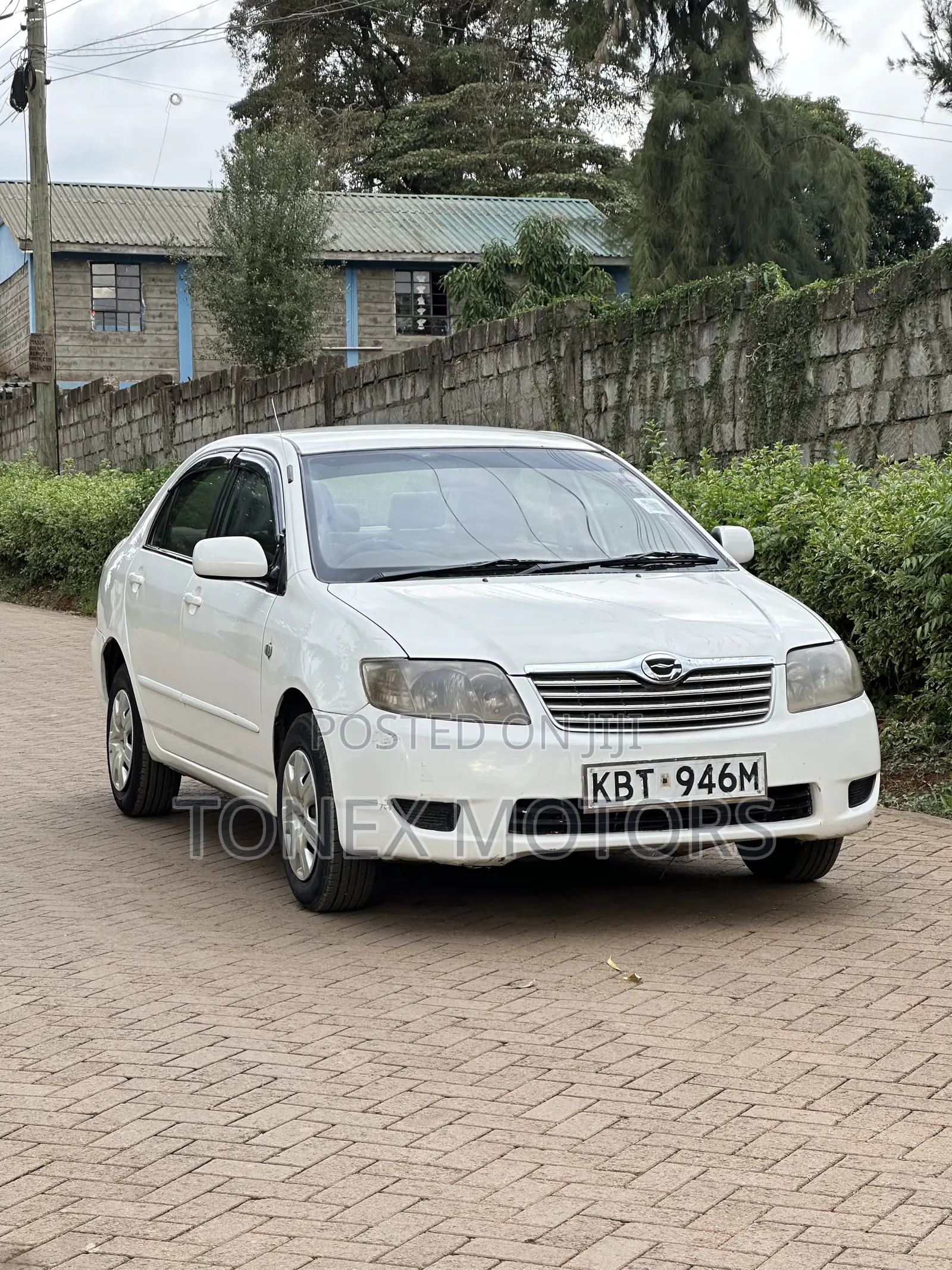Toyota Corolla Sedan Automatic 2005 White