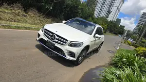 Mercedes-Benz GLC-Class 2019 White