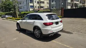 Mercedes-Benz GLC-Class 2019 White