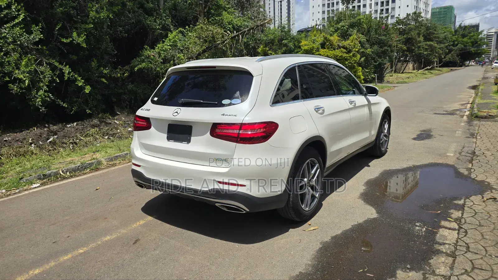 Mercedes-Benz GLC-Class 2019 White