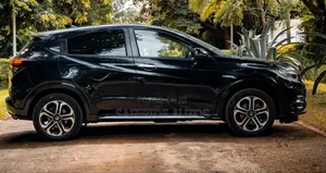 Honda Vezel 2019 Matt Black