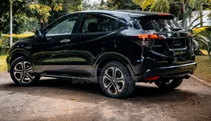 Honda Vezel 2019 Matt Black