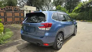 Subaru Forester Premium AWD 2019 Blue