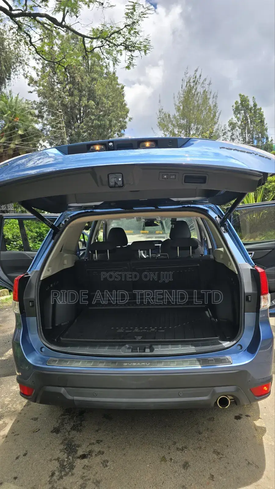 Subaru Forester Premium AWD 2019 Blue