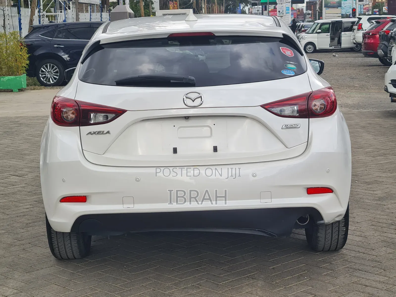 Mazda Axela 2019 White