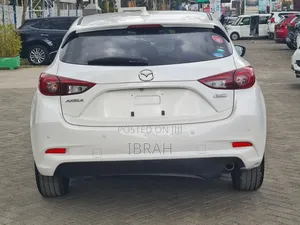 Mazda Axela 2019 White