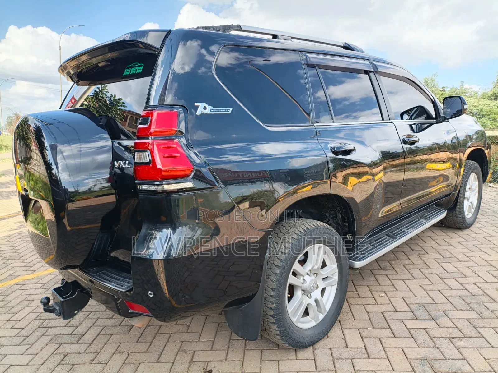 Toyota Land Cruiser Prado 2011 Black