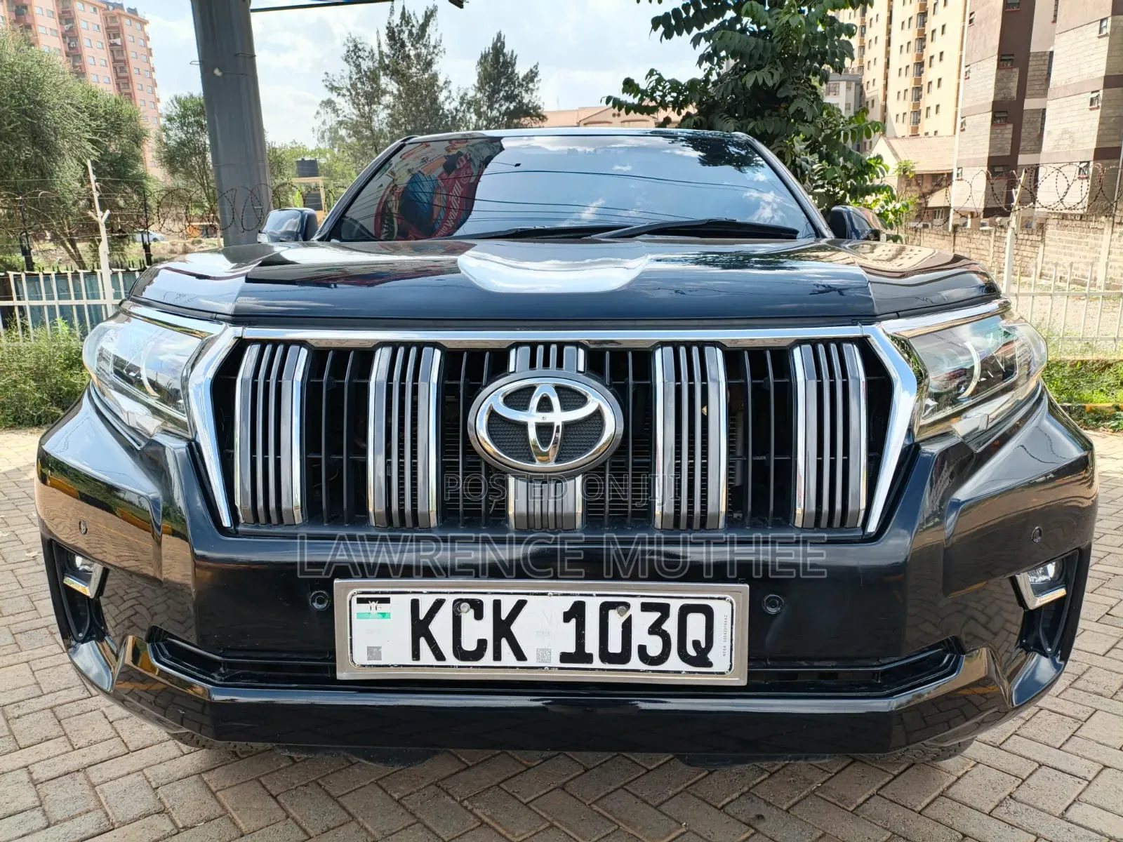Toyota Land Cruiser Prado 2011 Black