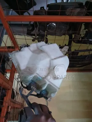 Wiper Container