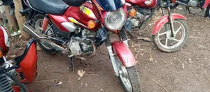 TVS Apache 180 RTR 2021 Red