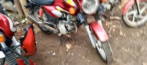 TVS Apache 180 RTR 2021 Red