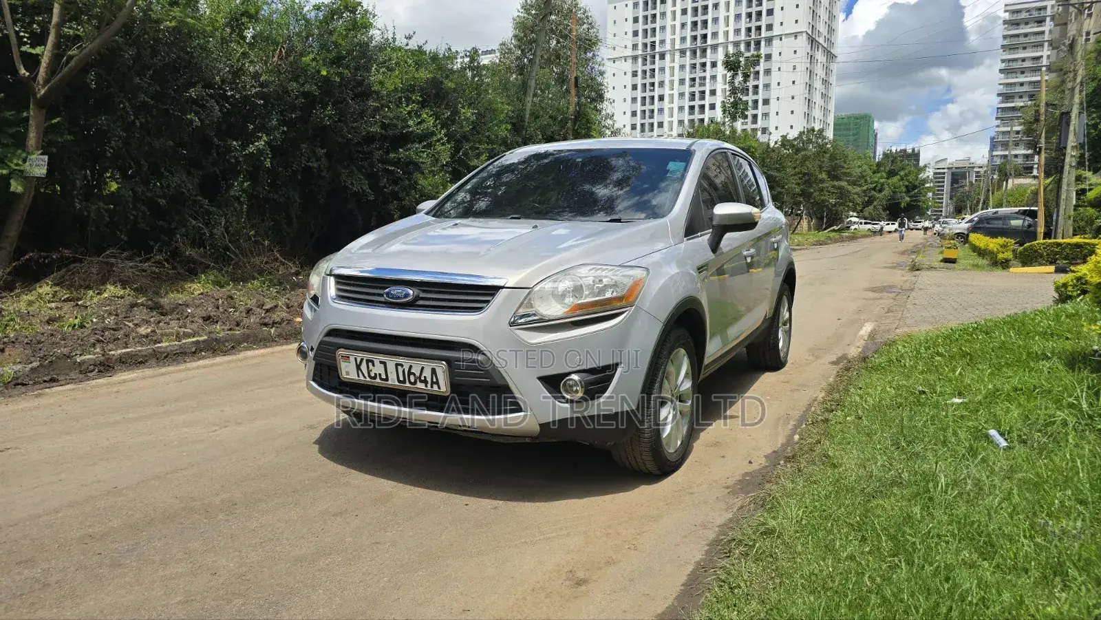 Ford Kuga 2012 Blue