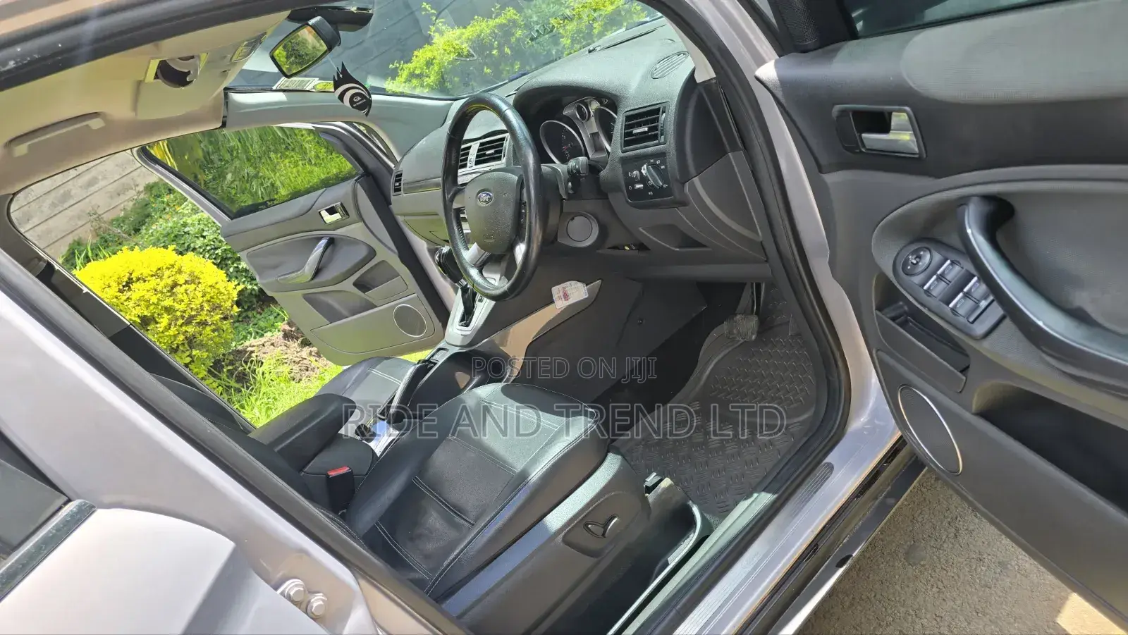 Ford Kuga 2012 Blue