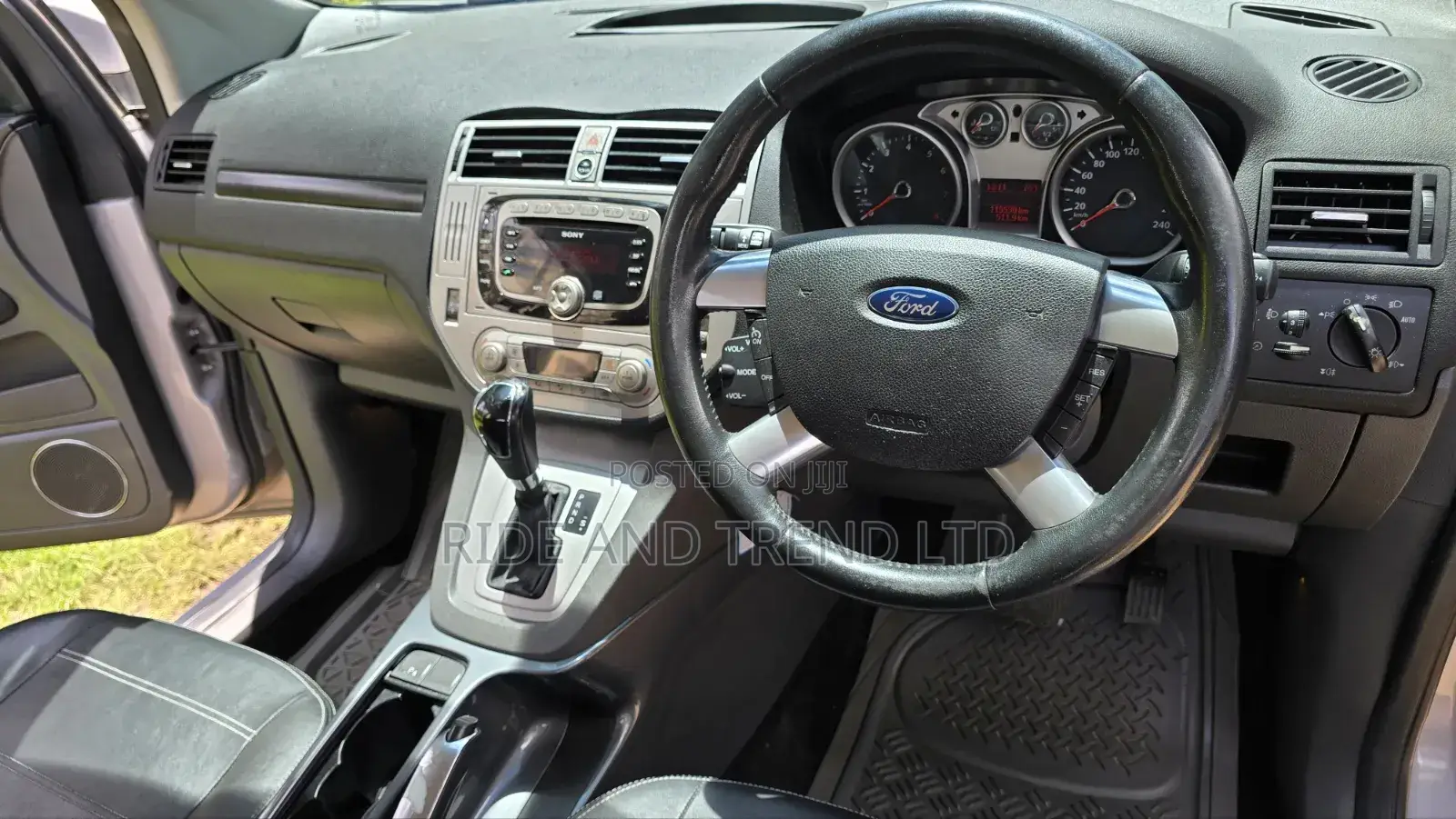 Ford Kuga 2012 Blue