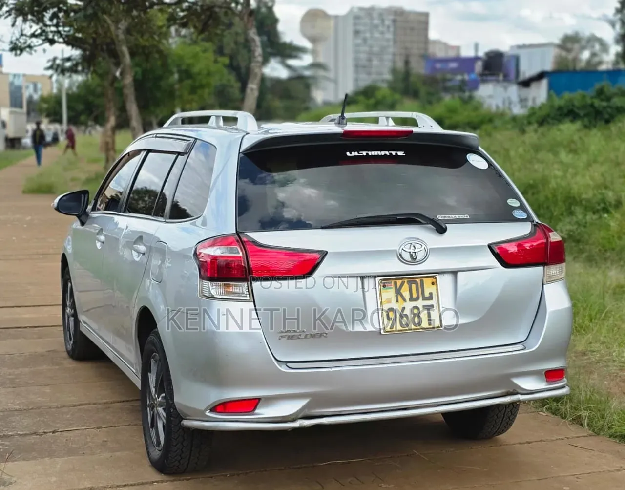 Toyota Corolla Fielder 2016 Silver