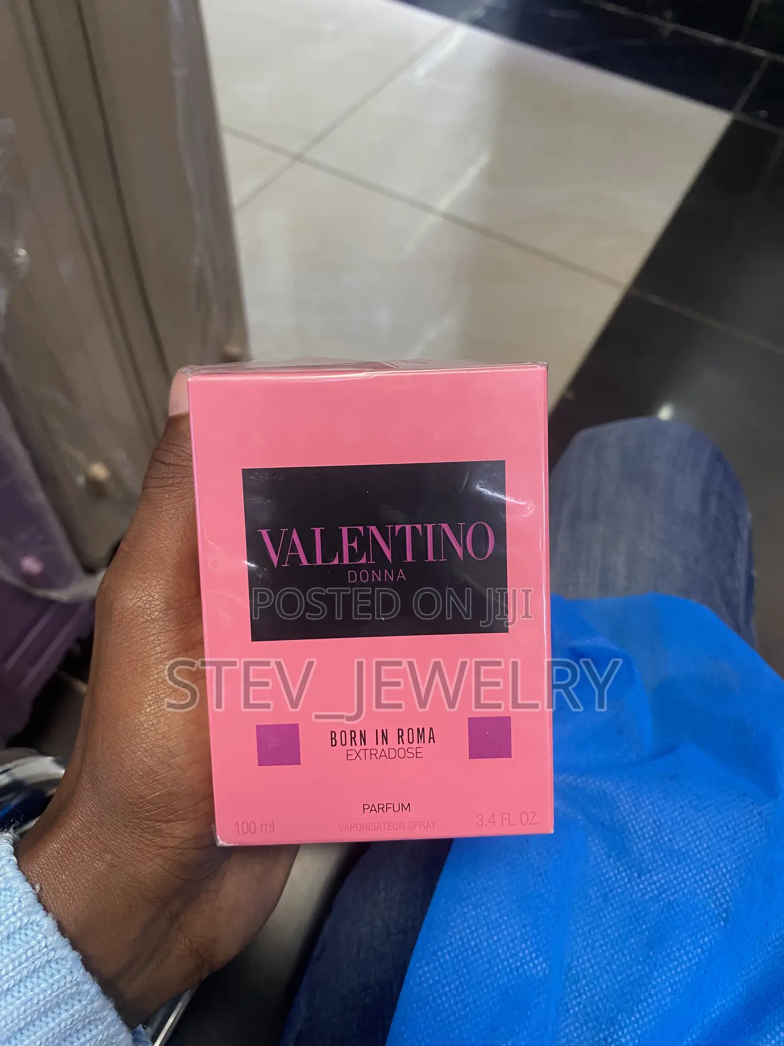 Valentino Perfume