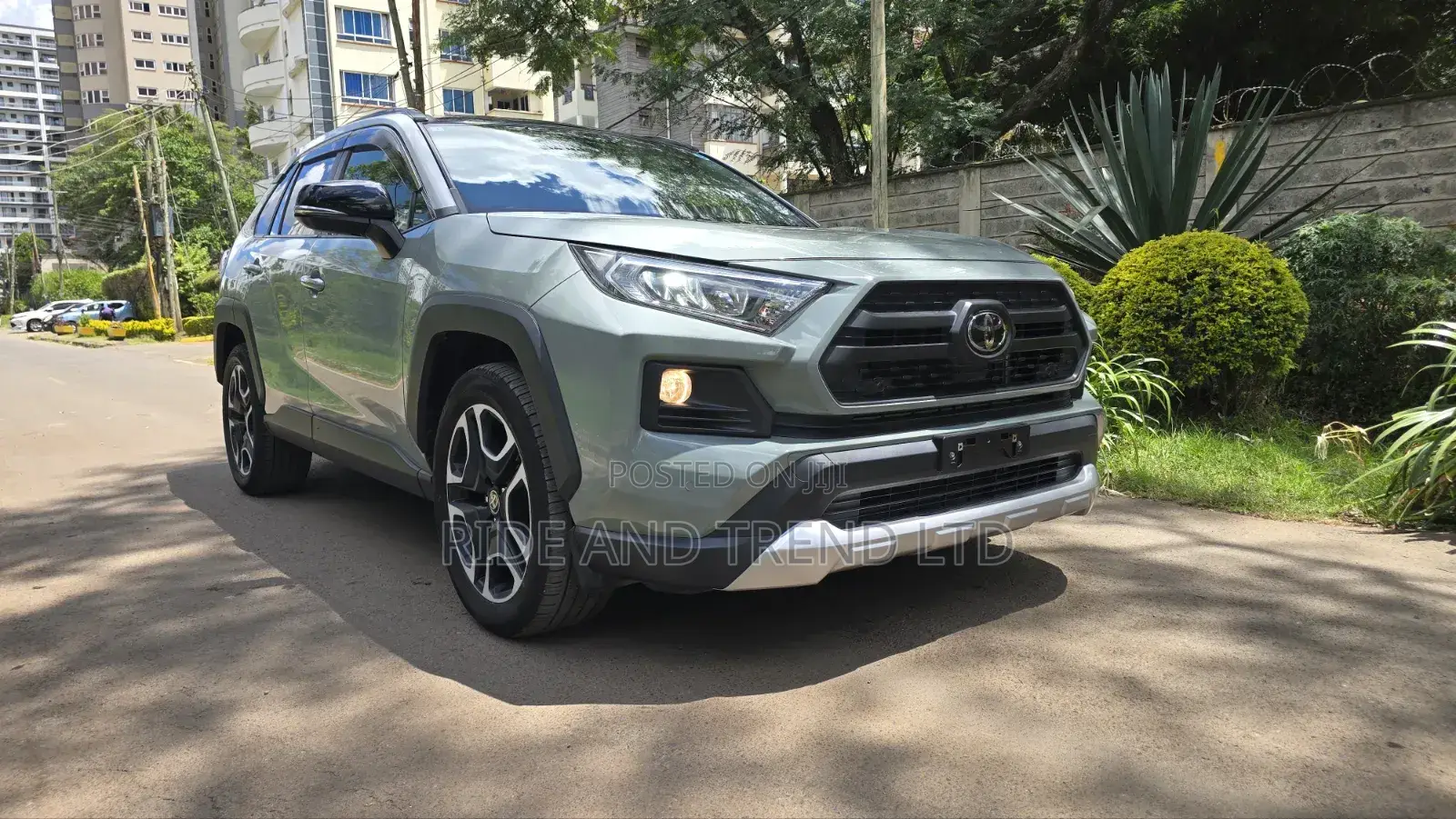 Toyota RAV4 Adventure AWD 2020 Green