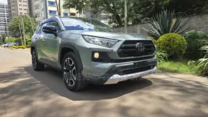 Toyota RAV4 Adventure AWD 2020 Green