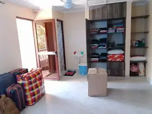 Excellent Service <>Movers Available