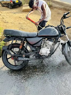 Bajaj Boxer 150 UG 2023 Black
