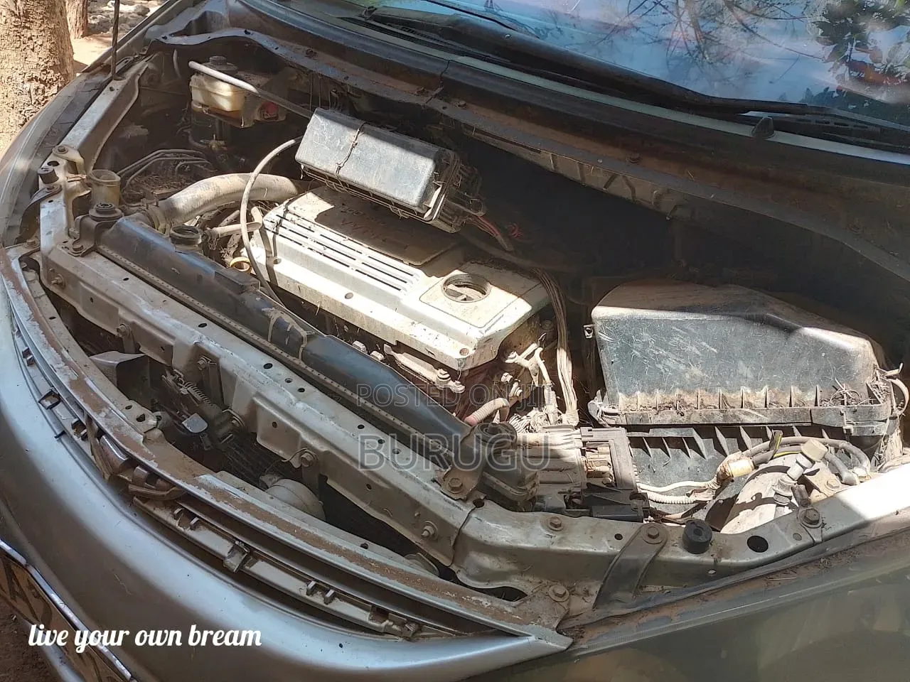 Toyota Estima 2001 Silver